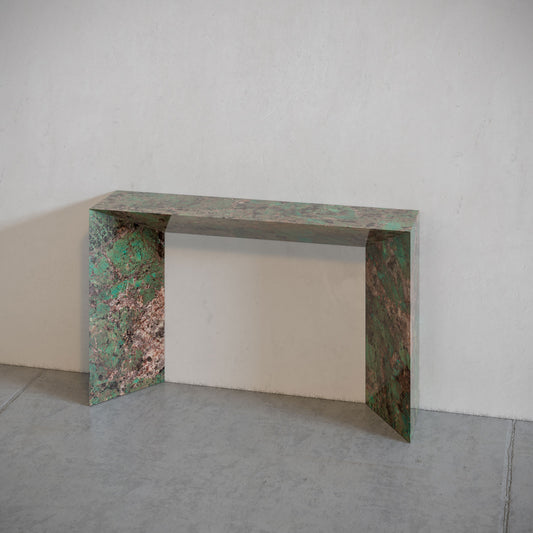Console 07 Collection